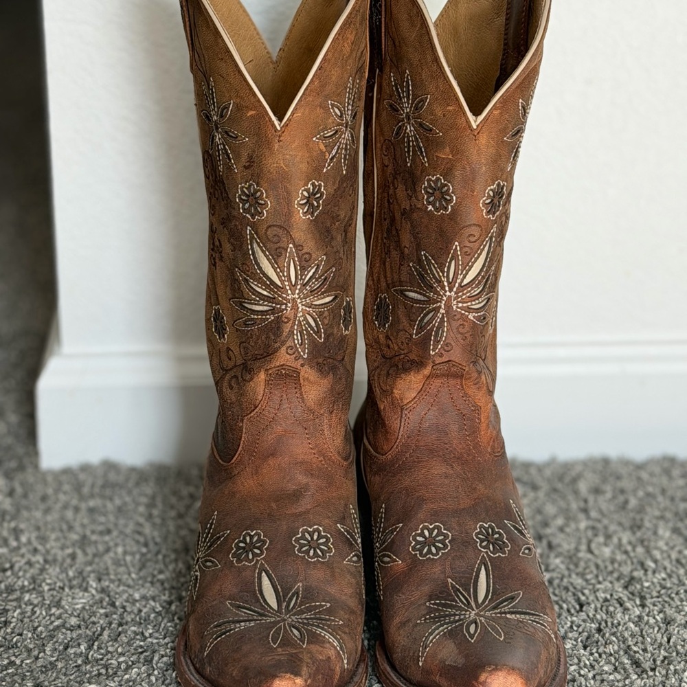Shyanne Western Cowgirl Boots Floral Tooled Womens size 8 B